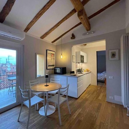Romantic Attic Room With Panoramic View ボローニャ エクステリア 写真