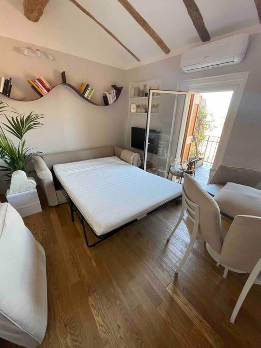 Romantic Attic Room With Panoramic View ボローニャ エクステリア 写真
