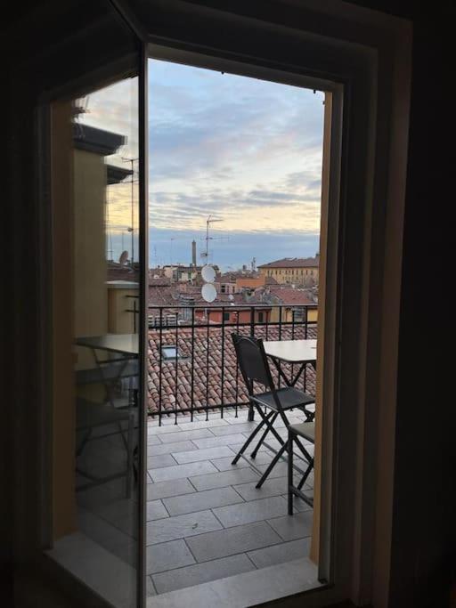 Romantic Attic Room With Panoramic View ボローニャ エクステリア 写真