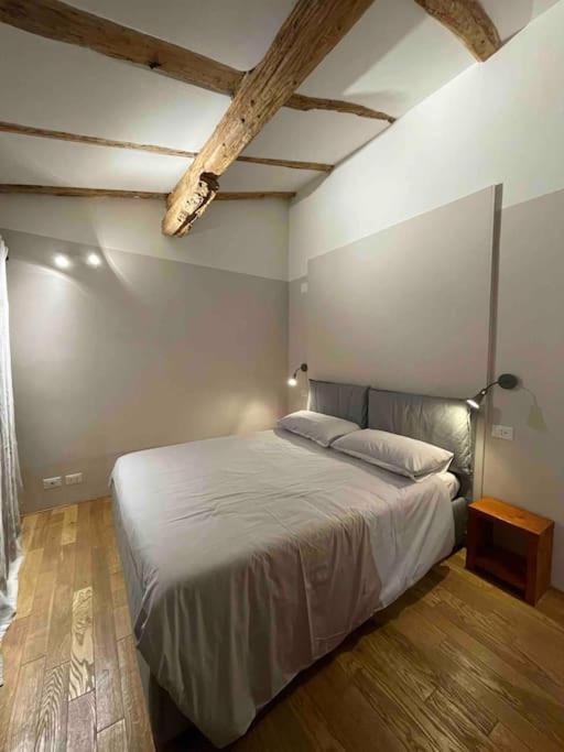 Romantic Attic Room With Panoramic View ボローニャ エクステリア 写真